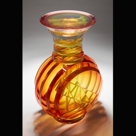 Polished Vertical Vase 28 (side view)